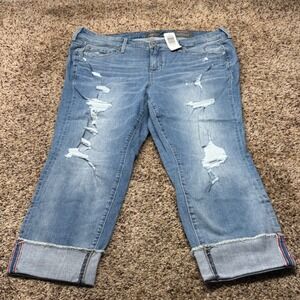 Torrid Crop Boyfriend Jeans Womens 18 Medium Wash Distressed Vintage Stretch NEW